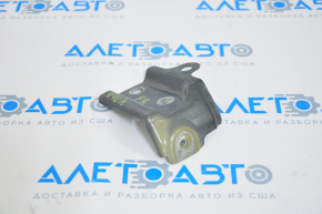 Right wing bracket Toyota Camry v40