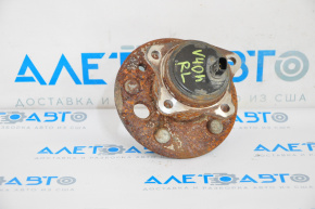 Rear left hub for Toyota Camry v40