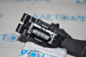 VW Jetta 19-24 gas pedal