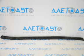Right windshield molding for Jeep Patriot 11-17