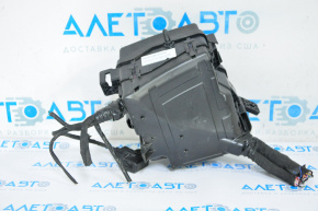Underhood fuse box Kia Sorento 16-20