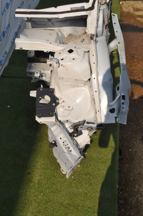 Front left quarter with central pillar Lincoln MKX 16-18 white, dented