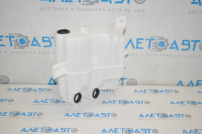 Toyota Prius V 12-14 Washer Tank for 2 Engines