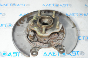 Rear right hub Nissan Rogue 14-20 awd with casing, rusty