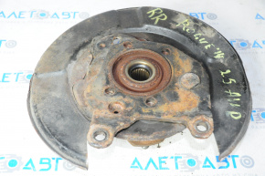 Rear right hub Nissan Rogue 14-20 awd with casing, rusty