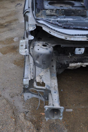 Front right quarter Ford Escape MK3 13-14 prerest gray