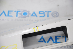 Subaru Impreza 5d 17-23 trunk door trim crack