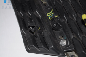 Right radiator grill insert Toyota Rav4 13-15 prerest, broken mount