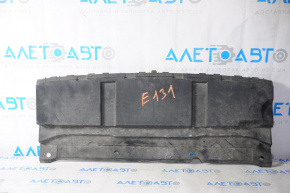 Lower radiator deflector for a 2013-2015 Honda Accord