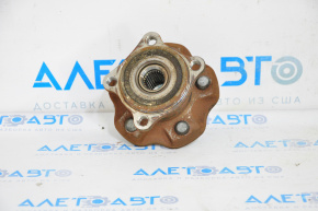 Rear left hub Toyota Highlander 14-19 AWD