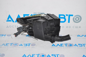 Toyota Rav4 13-15 underhood relay block broken mount