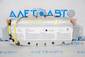 Passenger airbag in the dashboard of the BMW X5 X6 E70 E71 07-13