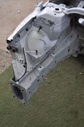 Front right quarter Ford Fusion mk5 13-16 without bracket silver, dented, bumps