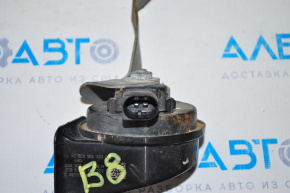 High signal VW Passat b8 16-19 USA with bracket