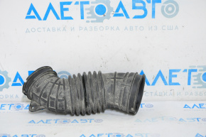 Air duct for the Jeep Cherokee KL 14-18 3.2 manifold