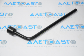 Lexus CT200h 13-17 wheel spanner