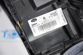Headlight front right bare Ford Transit Connect MK2 13-25 broken fastener, chips and scratches, no plug