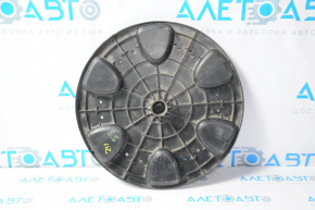 Mercedes W211 spare wheel mount scratches