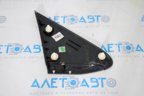 Molding plug fender triangle front left Buick Encore 13-19
