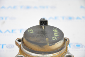 Rear right hub Hyundai Santa FE Sport 13-18 FWD