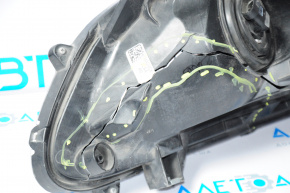 Headlight front right bare Honda Accord 13-15 halogen, broken housing and reflector, scratches on glass, on spare parts