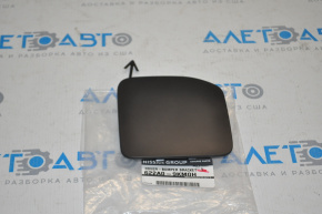 Plug tow hook front bumper Nissan Versa 15-19 usa rest