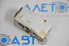 VW Jetta 11-18 USA Air Conditioner Heater Valve Type 1