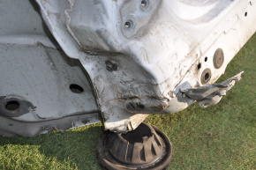 Front left quarter Ford Transit Connect MK2 13-18 white, bent side member, dents