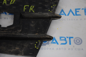 Front bumper grille right Ford Escape MK3 13-16 prerest matte, broken latches