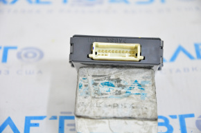 NETWORK GATEWAY UNIT Toyota Highlander 14-