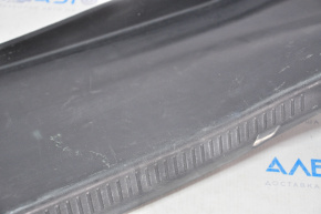 Toyota Camry v40 trunk opening trim is worn