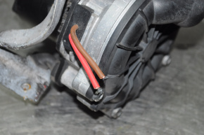 Air pump VW Passat b8 16-19 USA 1.8T for spare parts, broken pipe, no connector