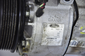 Air conditioning compressor Ford Escape MK4 20-24 1.5T broken housing, for spare parts