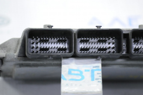 Block ECU engine computer Ford Fusion mk5 13-16 hybrid dented