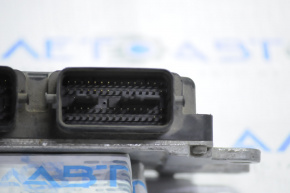 Block ECU engine computer Mazda3 2.3 03-09 guide pin breakage