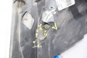 Mercedes W221 07-09 right front headlight, bare bi-xenon, broken mounts, chipped, missing cover