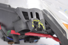 Headlight front left Subaru Forester 14-16 SJ prerest halogen, missing one mount, broken two