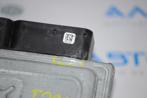 Block ECU engine computer VW Passat b8 16-19 USA dents