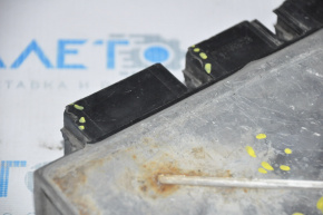 Block ECU engine computer Lincoln towncar chip breakage, pokes