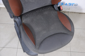 Passenger seat Fiat 500L 14-15 without airbag, mechanic, cloth black with brown inserts, water damage