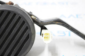 Toyota Prius V 12-13 warning light