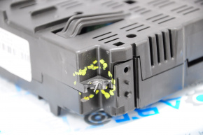 Telematics unit Fiat 500 13-15 broken mount