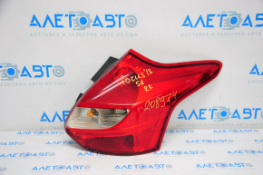 Right headlight Ford Focus mk3 11-14 prerest 5d usa