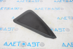 Triangle plug rear wing left Nissan Leaf 11-17