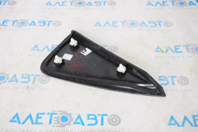 Triangle plug rear wing left Nissan Leaf 11-17