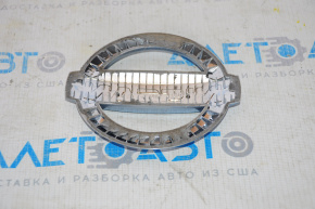 Nissan Leaf 11-17 tailgate emblem badge