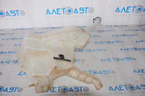 Nissan Leaf 13-17 windshield washer reservoir with filler neck