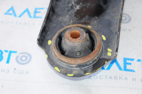 Lower front left arm Nissan Leaf 11-12 torn s/b