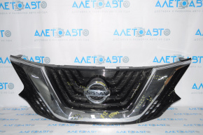 Radiator grill with badge Nissan Murano z52 15-18 prerest, cracks, crepe