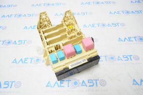 Toyota Highlander 08-13 Under Dash Fuse Box